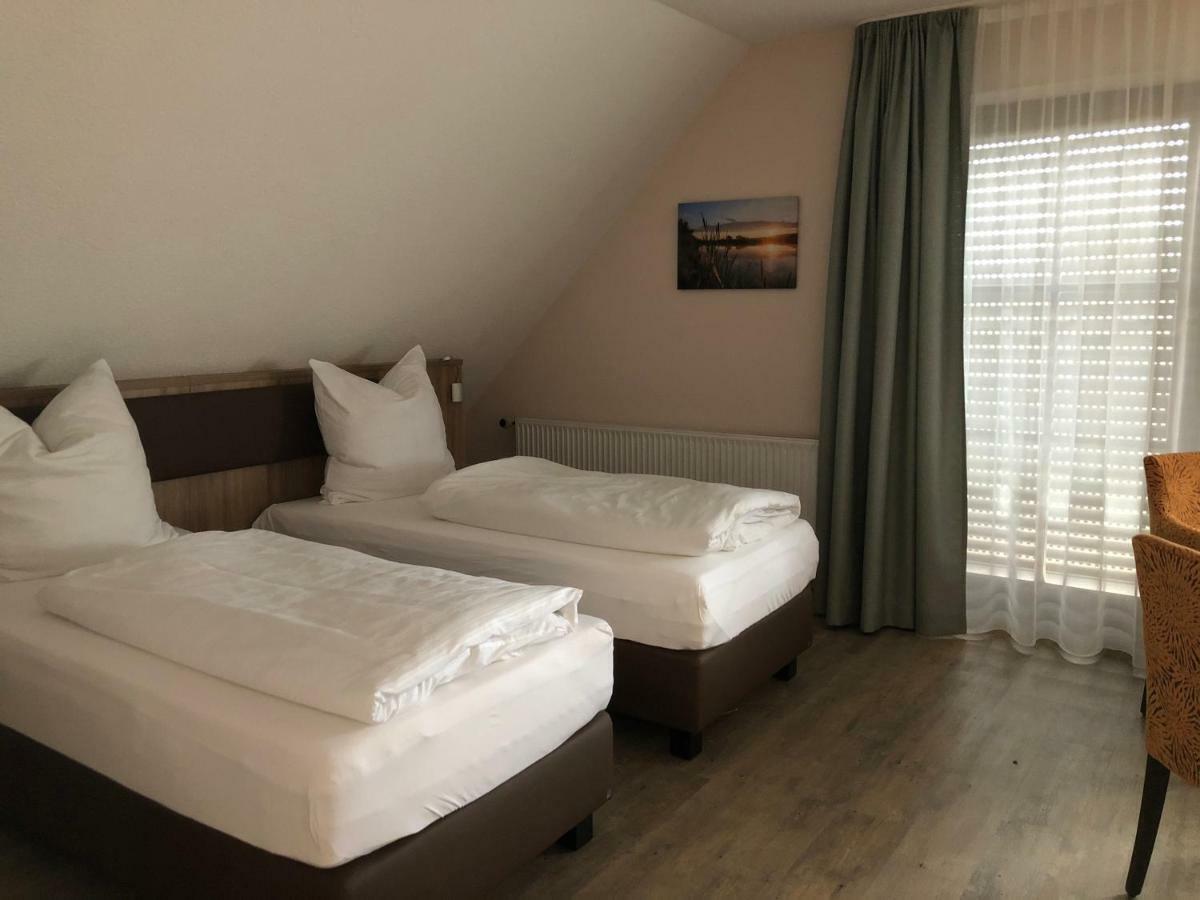 Landgasthof Zum Angerwirt Ornbau Экстерьер фото