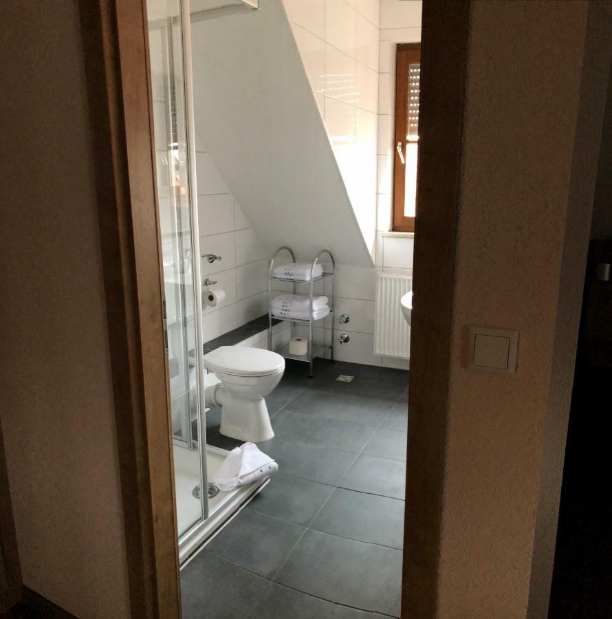 Landgasthof Zum Angerwirt Ornbau Экстерьер фото